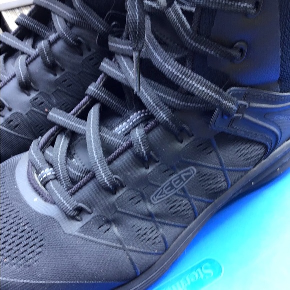 LIKE, SHARE, FOLLOW! Come back when price drops! - Picture 7 of 15